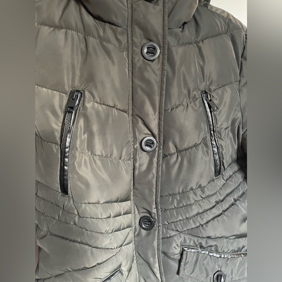 Diesel Puffer Jacket Women's 14 blackLong Sleeve Hooded Full Zip/Snap  Pockets - Picture 2 of 7